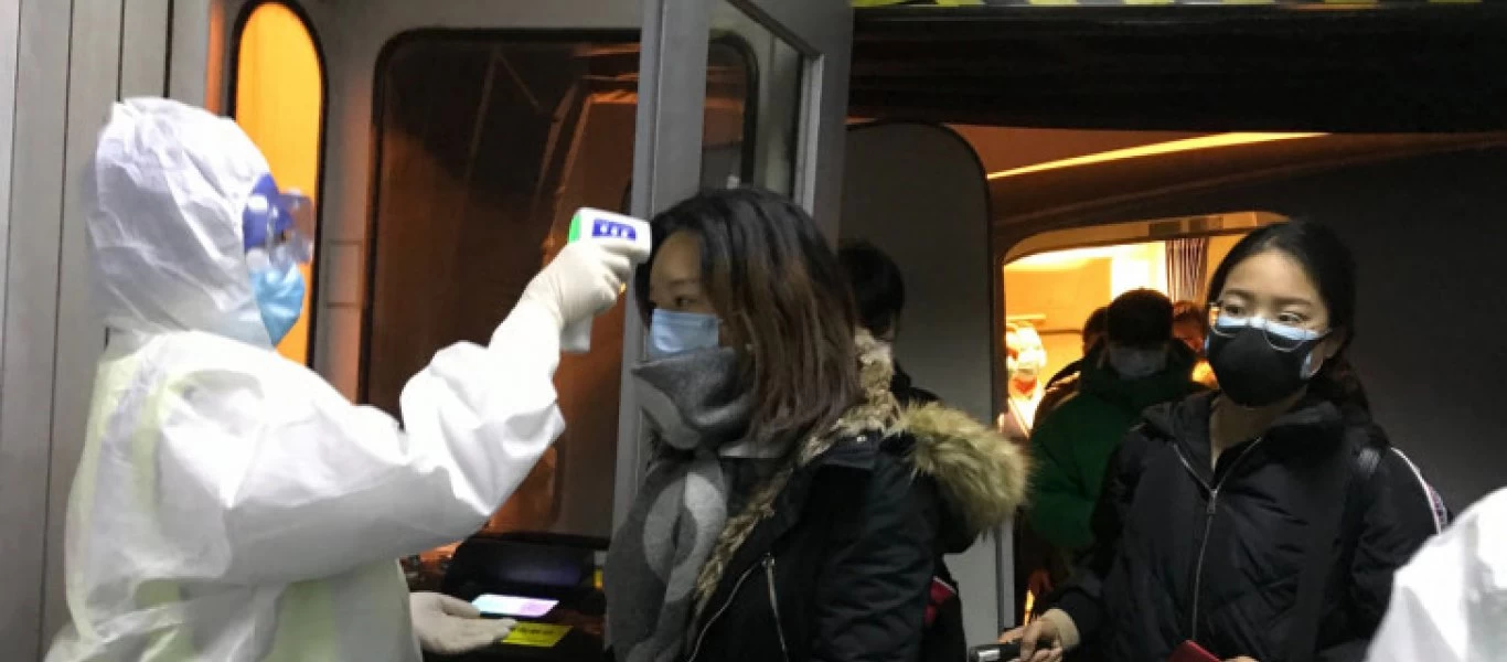 Aξιωματούχος της κινεζικής επαρχίας Χουμπέι: «Σοβαρή κατάσταση, έκκληση για μάσκες και προστατευτικές φόρμες»